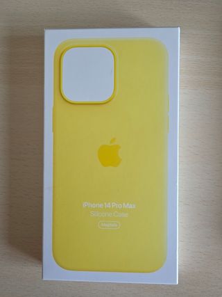 Funda silicona iPhone 14 Pro Max MagSafe Amarillo 