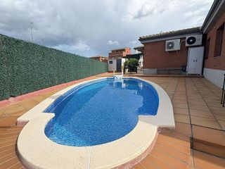 Chalet en venta en Masquefa