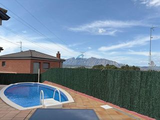 Chalet en venta en Masquefa