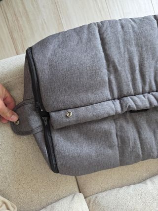 Saco silla paseo bebé gris