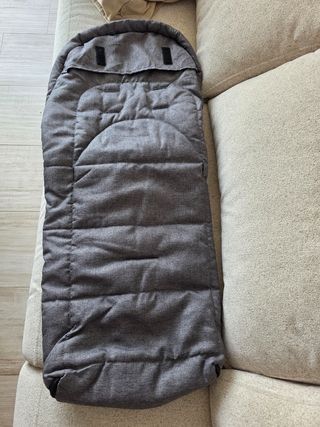 Saco silla paseo bebé gris
