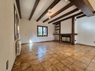 Chalet en venta en Taradell