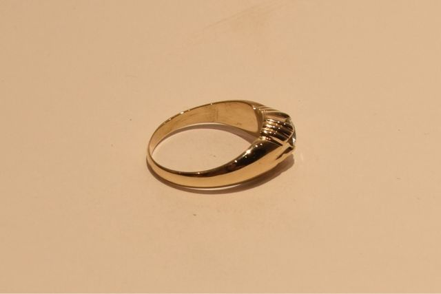 SOLITARIO DE ORO 18K/4.4Gr
