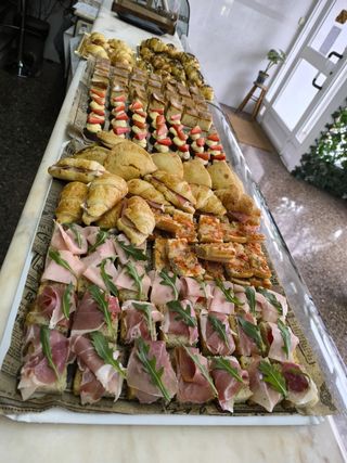 Tartas artesanales:  Cumpleaños,bodas,eventos.