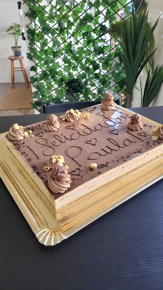 Tartas artesanales:  Cumpleaños,bodas,eventos.