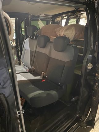 Nissan NV200 2016