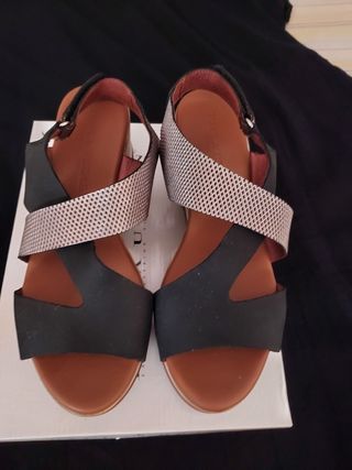 Sandalias cuña Paula Urban - Negro/Plata