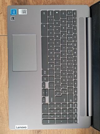 Portátil Lenovo Chromebook Gris