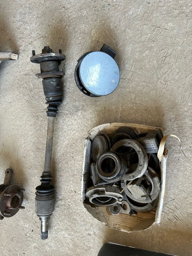 BARRA ESTAVILIZADORA FORD SIERRA Y DESPIECE