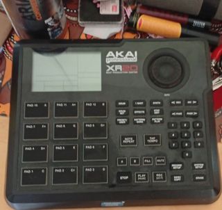 Akai XR20 Drum Machine - Beat Production Center
