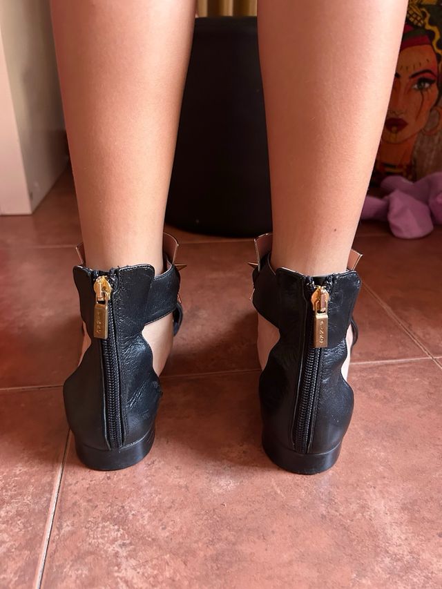 Sandalias Pinko con Tobilleras