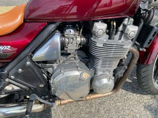 Kawasaki Zephyr 1100 - Moto Clásica