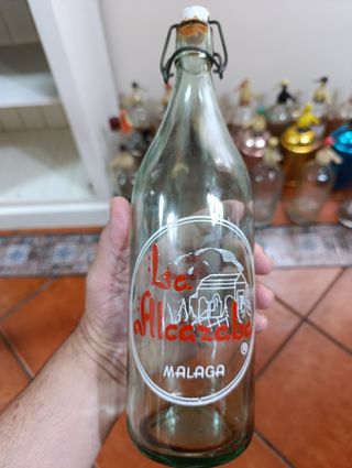 Botella antigua gaseosa Alcazaba Málaga