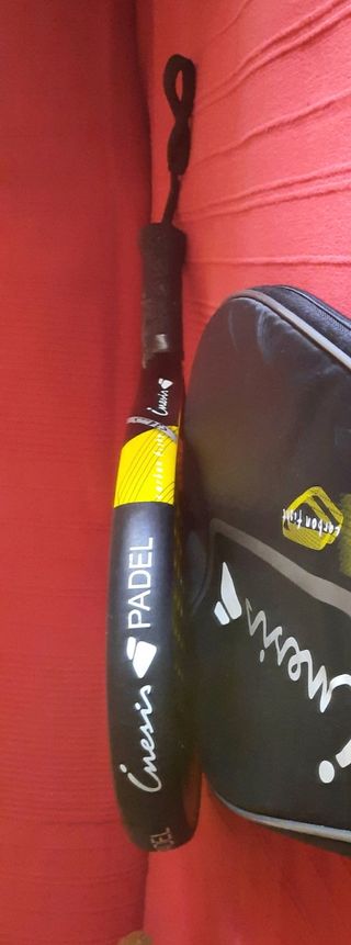 Raqueta padel Dualt 75 Carbon Fight
1 sola raqueta