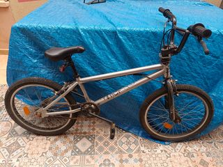 Bicicleta BMX niño, usada