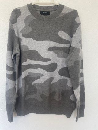 Jersey Bershka camuflaje talla S