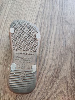 Sandalias Ipanema niña beige. Talla 24