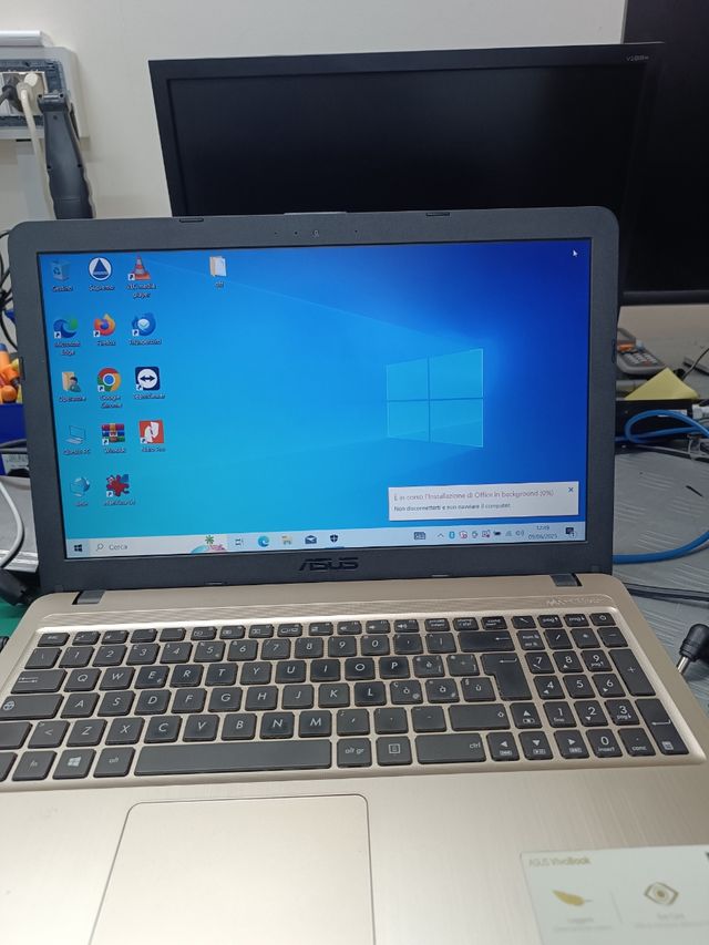 Notebook Asus usato funzionante 100%