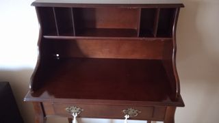 Escritorio madera estilo antiguo