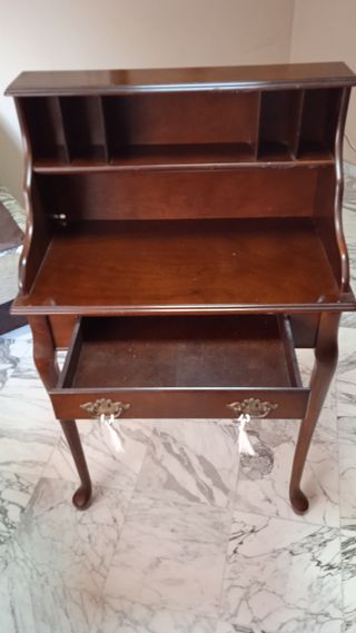 Escritorio madera estilo antiguo