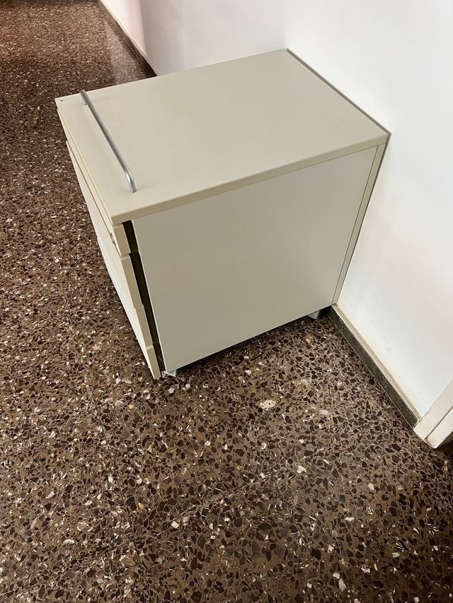 Cajonera metálica 4 cajones beige