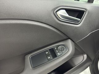 RENAULT Clio ETech 140 c.v / HYBRIDO / AUTOMATICO