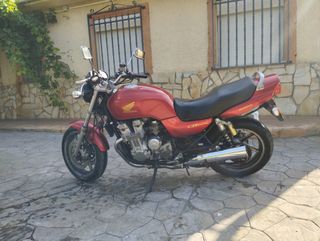 Honda CB 750 - Moto clásica. Hoy 3200€