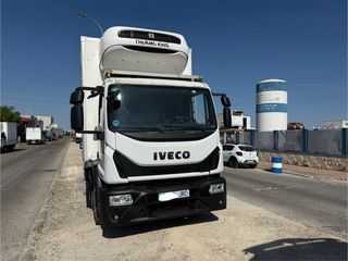 Iveco Eurocargo Frigorífico 14000kg - 2016