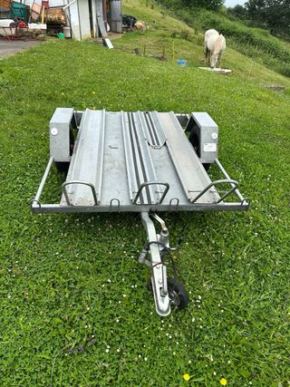 Alquiler remolque de motos