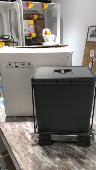 Cubo basura extraíble gris