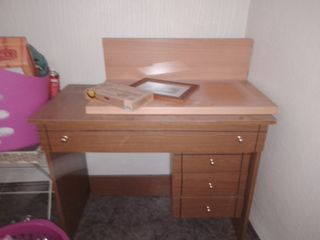 Escritorio madera 4 cajones