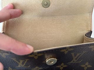 Bolsito Louis Vuitton Florentine