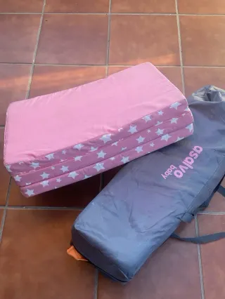 Cuna se viaje Colors con doble colchón