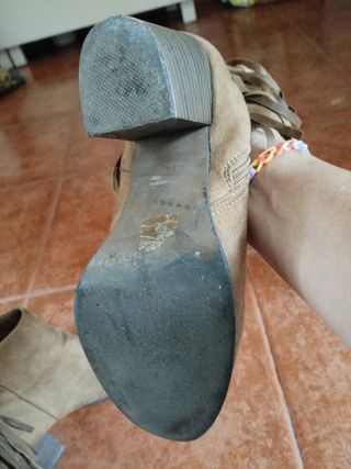 Botines Marrón con flecos