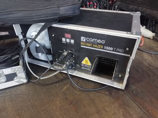 Maquina Humo Niebla Cameo Instant Hazer 1500T PRO