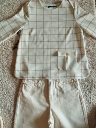 Conjunto beige: pantalón y camisa