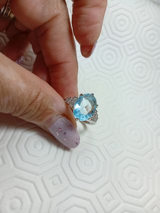 Anello Acquamarina con Zirconi