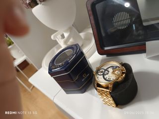 Reloj Skyline dorado hombre
