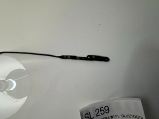 Wifi Antena+ Bisagra+ camara Macbook  A1502 2015