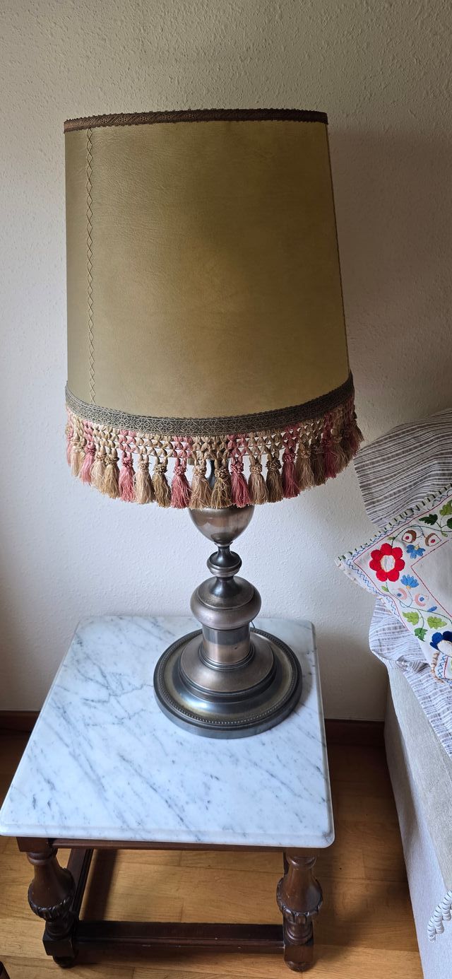 Lámpara mesa vintage