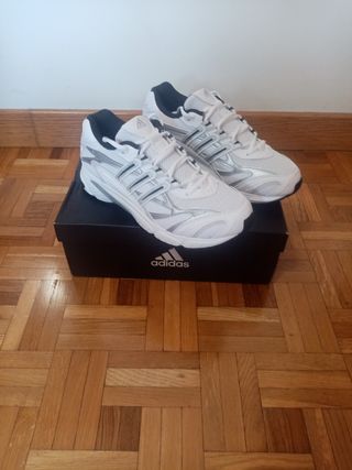 Zapatillas Adidas Temper Run 2 - Talla 42