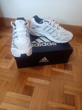 Zapatillas Adidas Temper Run 2 - Talla 42