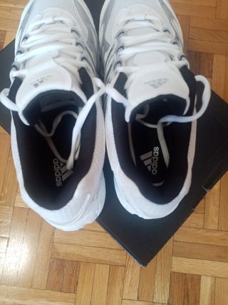 Zapatillas Adidas Temper Run 2 - Talla 42