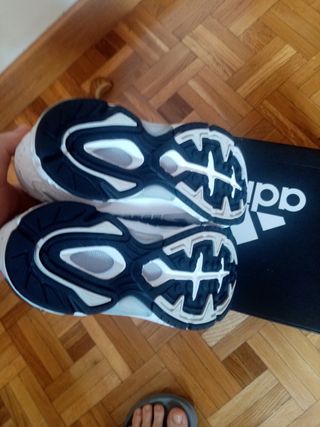 Zapatillas Adidas Temper Run 2 - Talla 42