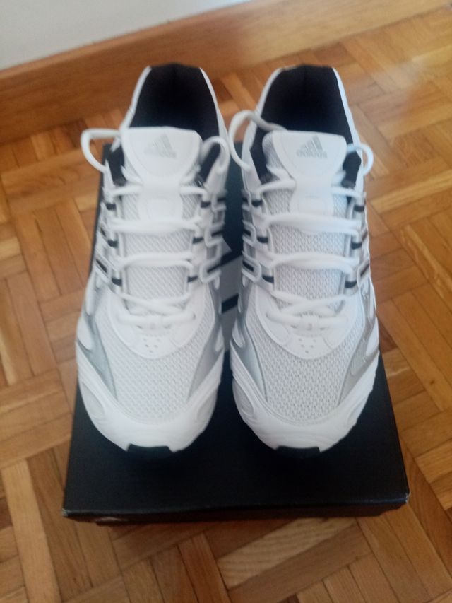 Zapatillas Adidas Temper Run 2 - Talla 42