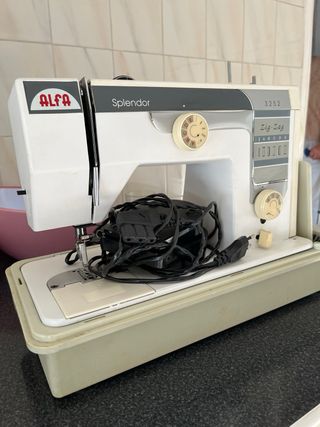 Máquina coser Alfa Splendor 3252