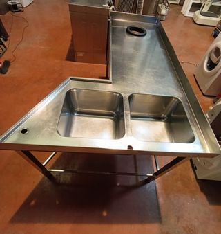 Fregadero industrial inox. 185cm  Con barasadero.