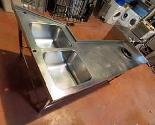 Fregadero industrial inox. 185cm  Con barasadero.