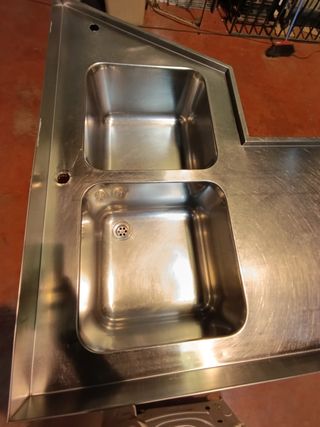 Fregadero industrial inox. 185cm  Con barasadero.