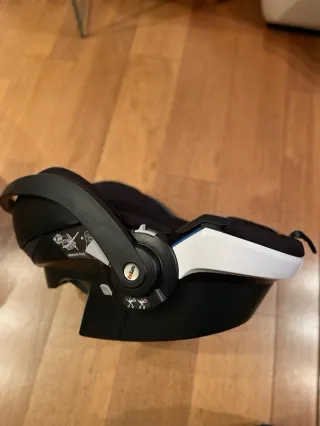 Silla coche BeSafe + Kit Bebé (Yoyo)